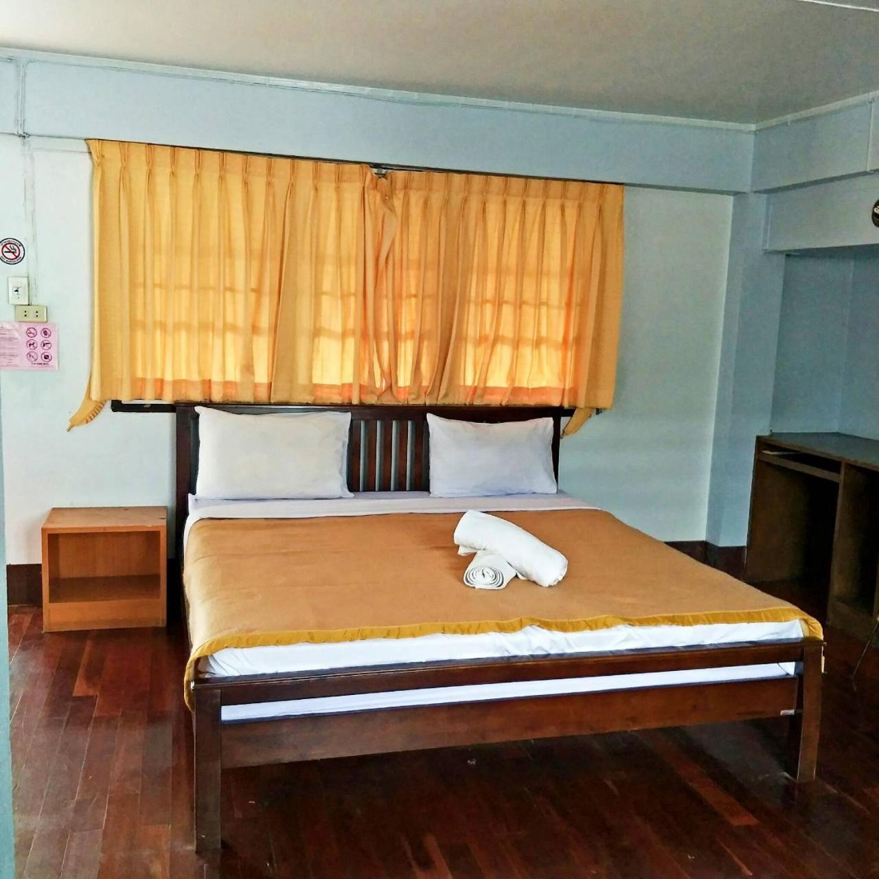 City Home Guest House チェンライ エクステリア 写真